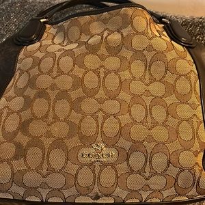 Meet your Posher, Markita